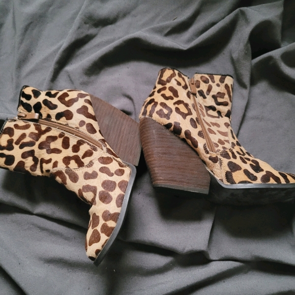 Very Volatile | Leopard Ponyhair Wedge Bootie 9 - Picture 10 of 15